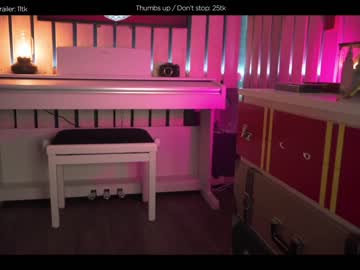 webcam girl hermione_potter_couple live cam image #3866626