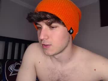 webcam man spangy19 live cam image #2868097