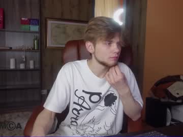 webcam man ethan_noel live cam image #2096344