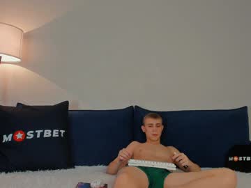 webcam couple ctbzlxfxs_couple live cam image #11174033
