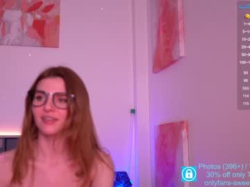 webcam girl sweetkira555 live cam image #1096443