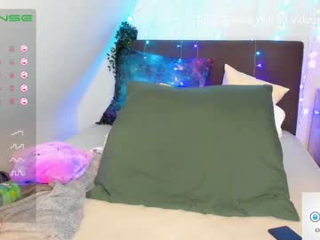webcam girl kimilee22 live cam image #1037699