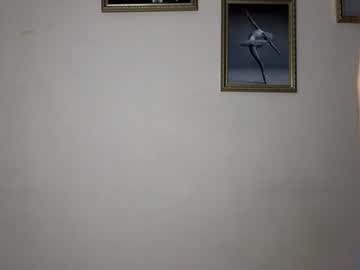 webcam girl just_emmy live cam image #10428217