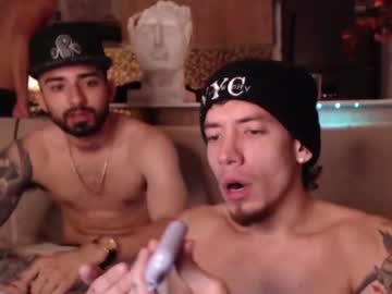 webcam man fratguysonline live cam image #8403336