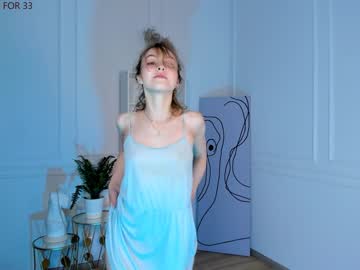 webcam girl alice_tucci live cam image #6753639