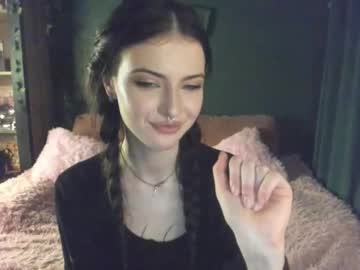 webcam girl bmwm5f90 live cam image #12019011