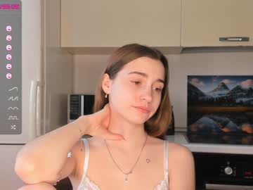 webcam girl emilybrowne live cam image #5183379