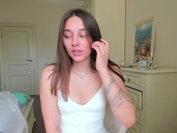 webcam girl eleonora_linn live cam image #2975926