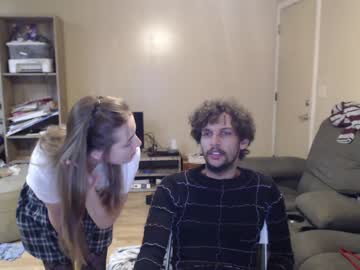 webcam couple blue_eyed_lightskin live cam image #3904252
