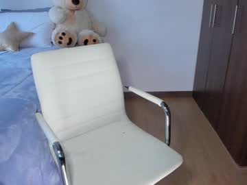 webcam girl isabelhills live cam image #1793792