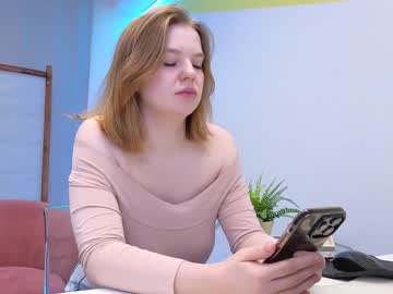 webcam girl lovlybambi live cam image #8529661