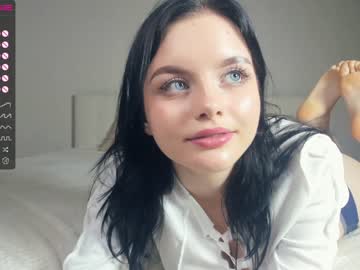 webcam girl cute_caprice live cam image #6284624