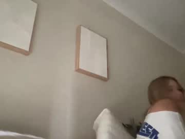 webcam girl clairehunt live cam image #8797590