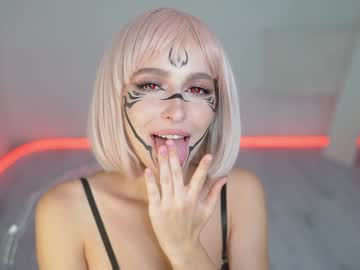 webcam girl silent_chill live cam image #10927831