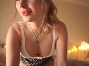 webcam girl annrainbow live cam image #4497615