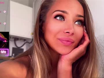 webcam girl tqla live cam image #7150608