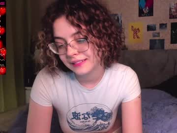 webcam girl nessaa_moree live cam image #5419097