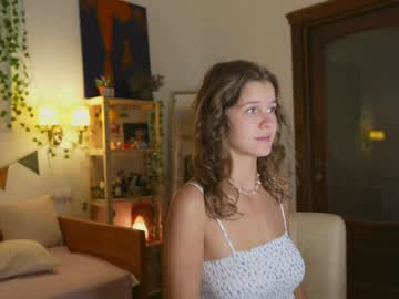 webcam girl eli_sun live cam image #10739676
