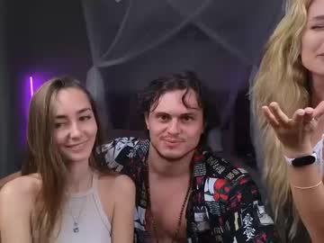 webcam couple goddess_marylin live cam image #9099641