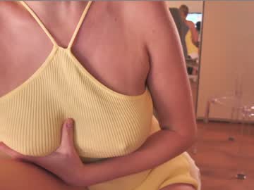 webcam girl saltedhoney live cam image #3867478