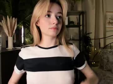 webcam girl wi11ow_whisper live cam image #12584340