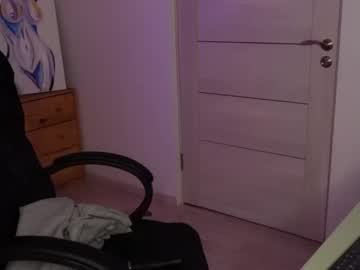 webcam girl abby_laker live cam image #9850279