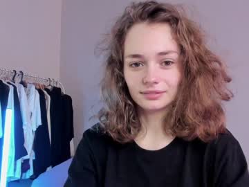 webcam girl mxxnsxsul live cam image #2984907