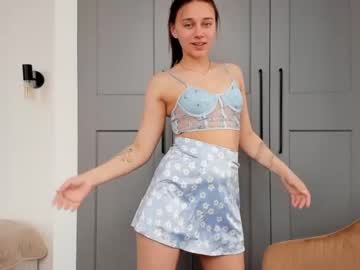 webcam girl eleonora_linn live cam image #2614433
