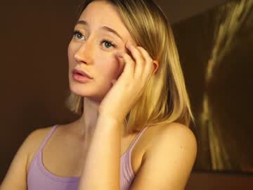 webcam girl wendy_amber live cam image #7248037