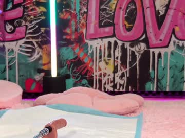 webcam girl vanessa_love live cam image #12634015