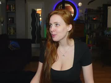 webcam girl tinatopp live cam image #2120031