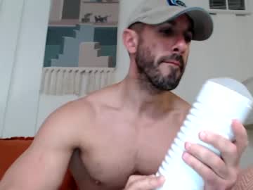 webcam man nerdmuscles2x live cam image #1401725