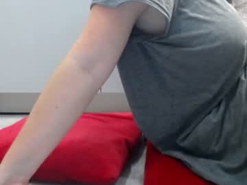 webcam girl royalboobs live cam image #4025543