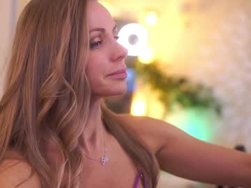 webcam girl eva_fashionista live cam image #9160800