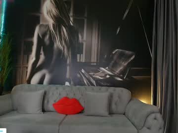 webcam girl aliessia live cam image #12932186