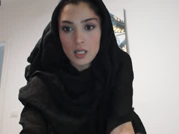 webcam girl persian_baddie live cam image #6313977