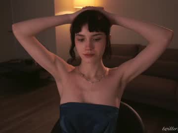 webcam girl luna_ai live cam image #9254211