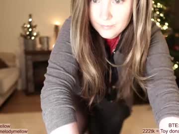 webcam girl in_tune live cam image #4520879