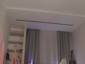 webcam girl diana_alison live cam image #10886908