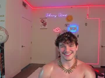 webcam man thejohnnystone live cam image #12982141