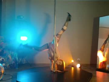 webcam girl _meganmeow_ live cam image #7565785