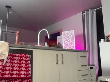 webcam girl saraloverays live cam image #12167101