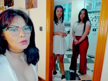 webcam couple bluebooxxx live cam image #4923023