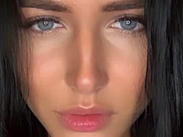webcam girl cherry_beauty live cam image #3652458