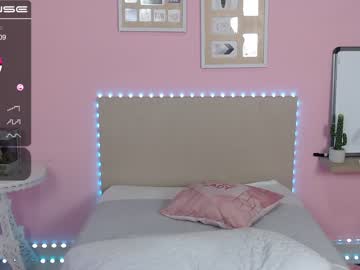 webcam girl little_effy18 live cam image #1602952