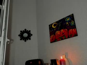 webcam girl ellie_leen live cam image #4083327