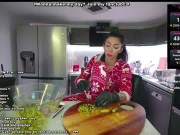 webcam girl evelyne92 live cam image #11394457