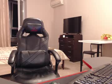 webcam girl two_trunkx live cam image #7487187