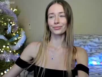 webcam girl oksanafedorova live cam image #8084340