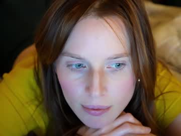 webcam girl ellaa91 live cam image #4231573
